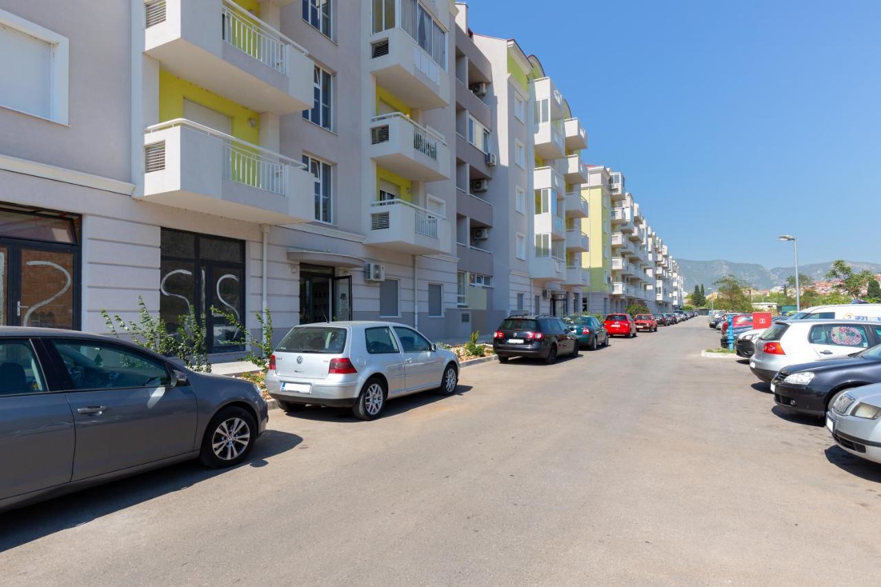 Apartmani Dolina Sunca 莫斯塔尔 外观 照片