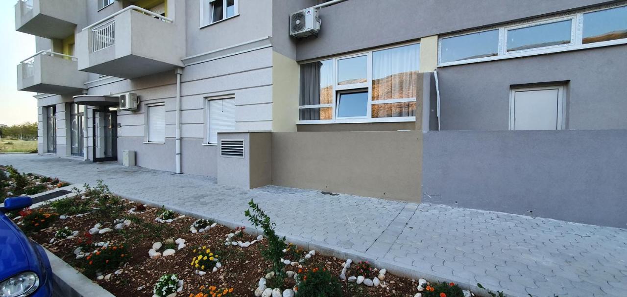 Apartmani Dolina Sunca 莫斯塔尔 外观 照片