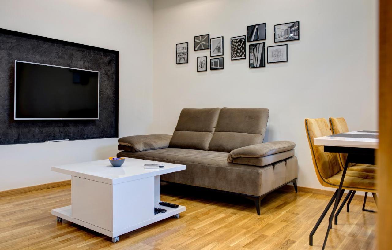 Apartmani Dolina Sunca 莫斯塔尔 外观 照片